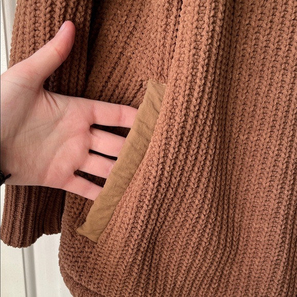 Kohls FLX Light Brown Ribbed Chenille Zip-Up Commuter Oversized Sweater Jacket - Picture 4 of 6